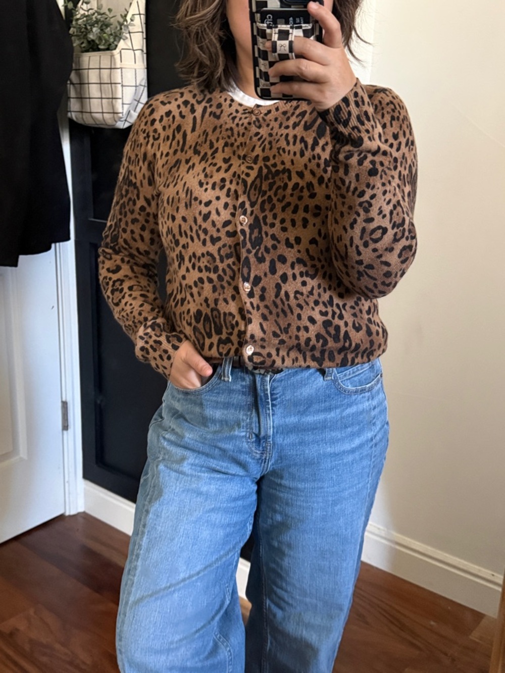 KINROSS Cashmere 100% Cashmere Crew Neck Leopard Print Sweater. M